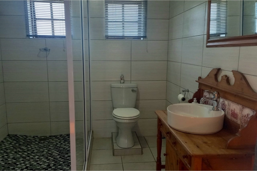 2 Bedroom Property for Sale in Albertinia Western Cape